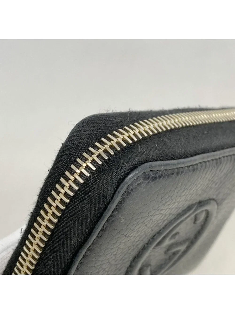 Gucci Coin Case Soho Leather Black Champagne Gold - Picture 5 of 9